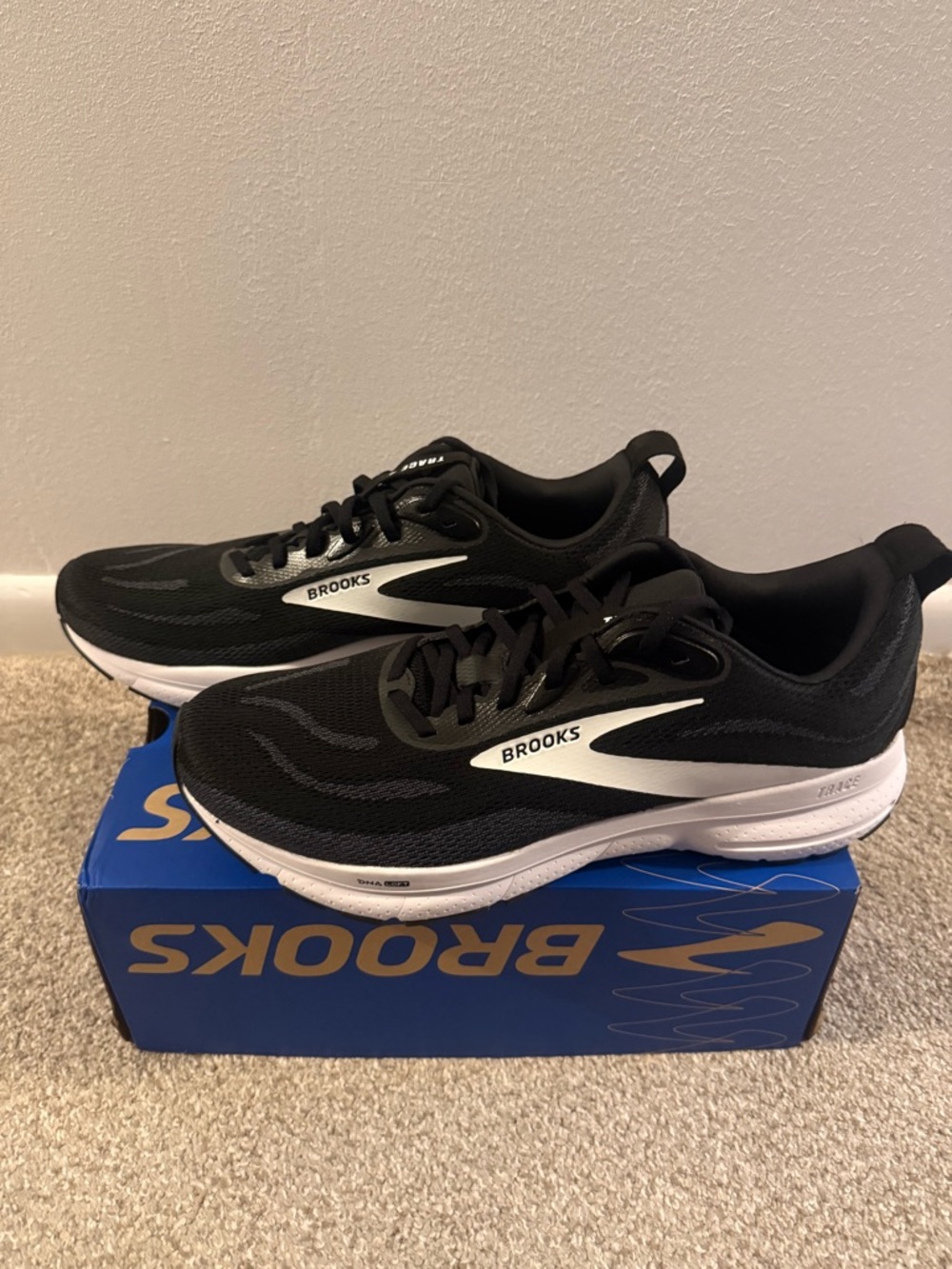 Brooks Black and White Men's Running Sneakers